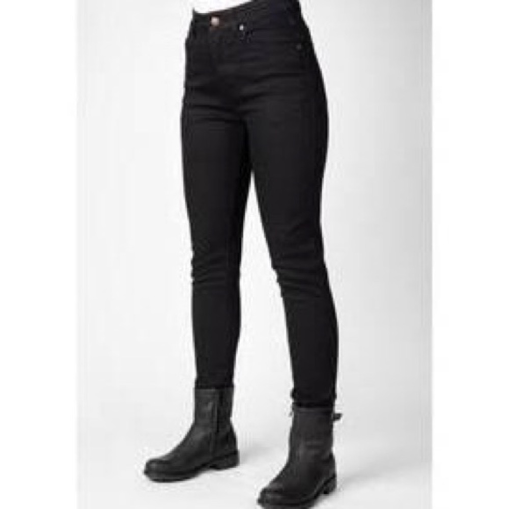 Black Skinny Jeans with Stretchy Fit